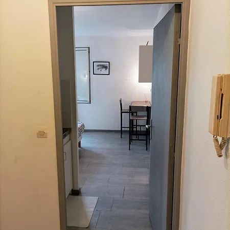 Apartment Near Center Montpellier Exterior photo
