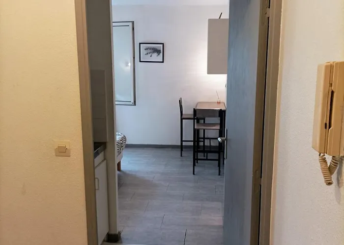 Apartment Near Center